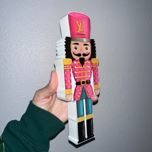 NWT Fashionable Christmas Nutcracker soldier desk art home decor - Picture 3 of 6